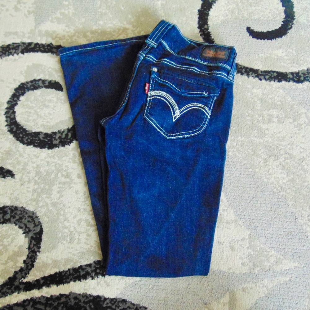 Levi’s Bootcut Jeans